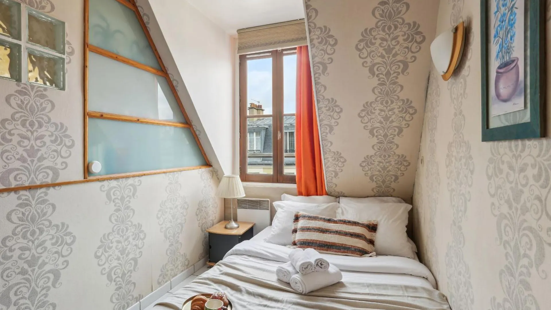 Eiffel Tower & Faubourg - 1Br - Cityapartmentstay 巴黎 公寓